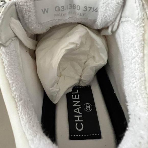 Chanel shoes - Picture 2 of 4